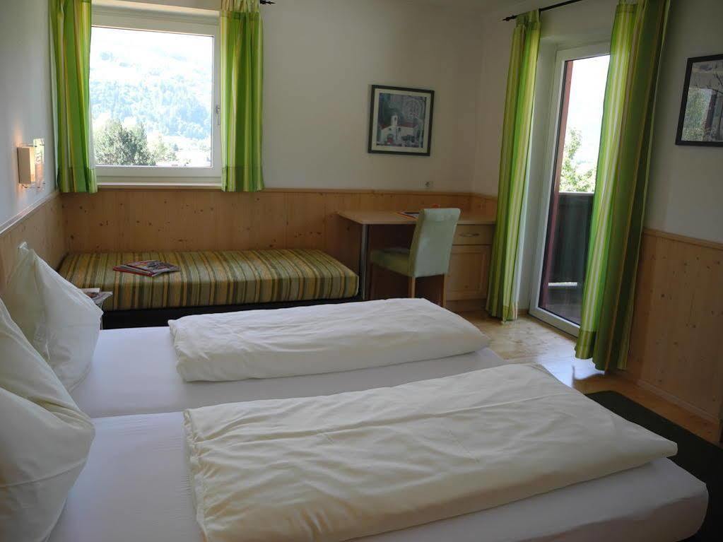 Hotel Gasthof Eschbacher Piesendorf Eksteriør billede