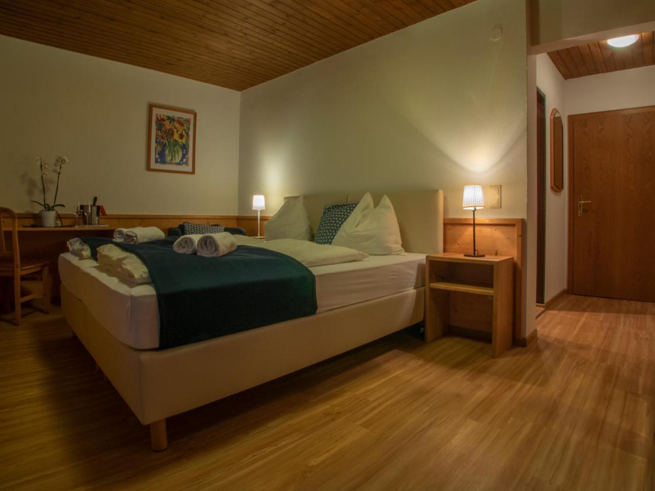 Hotel Gasthof Eschbacher Piesendorf Eksteriør billede